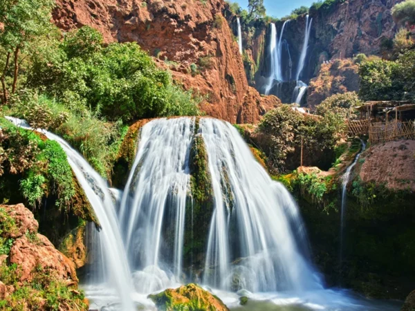 Tour in 4×4 di 7 giorni nel Marocco – Montagne, cascate, gole e deserto