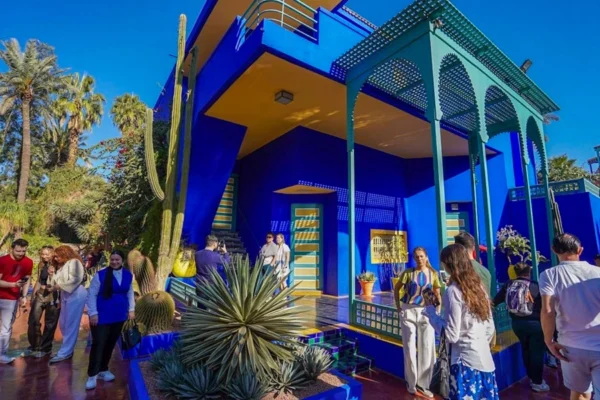Visita guidata di Marrakech con auto VIP – Giardini e luoghi iconici